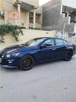 نيسان ألتيما